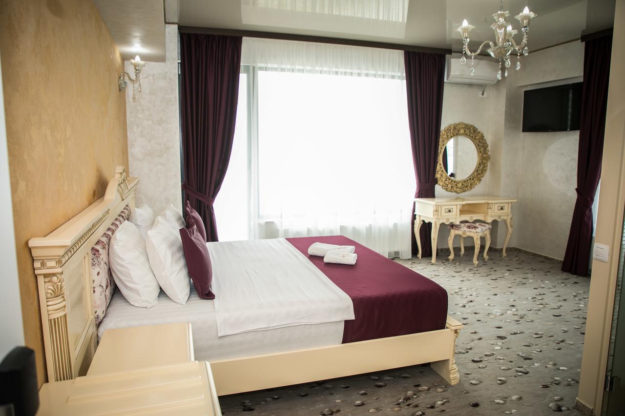 Almar Lake View Boutique H Adults Only Mamaia Luaran gambar